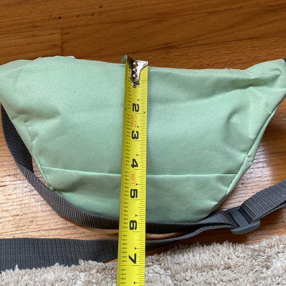 Everest Fanny Pack - Picture 12 of 12